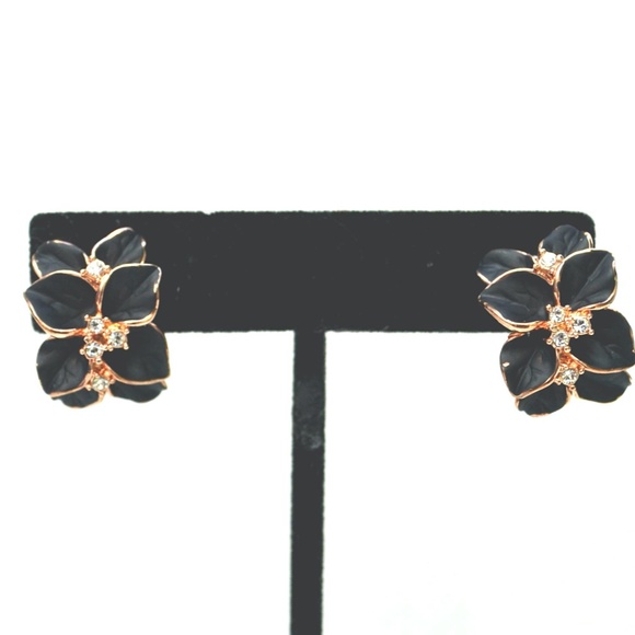 Floral Necklace Earrings Set - Picture 4 of 5